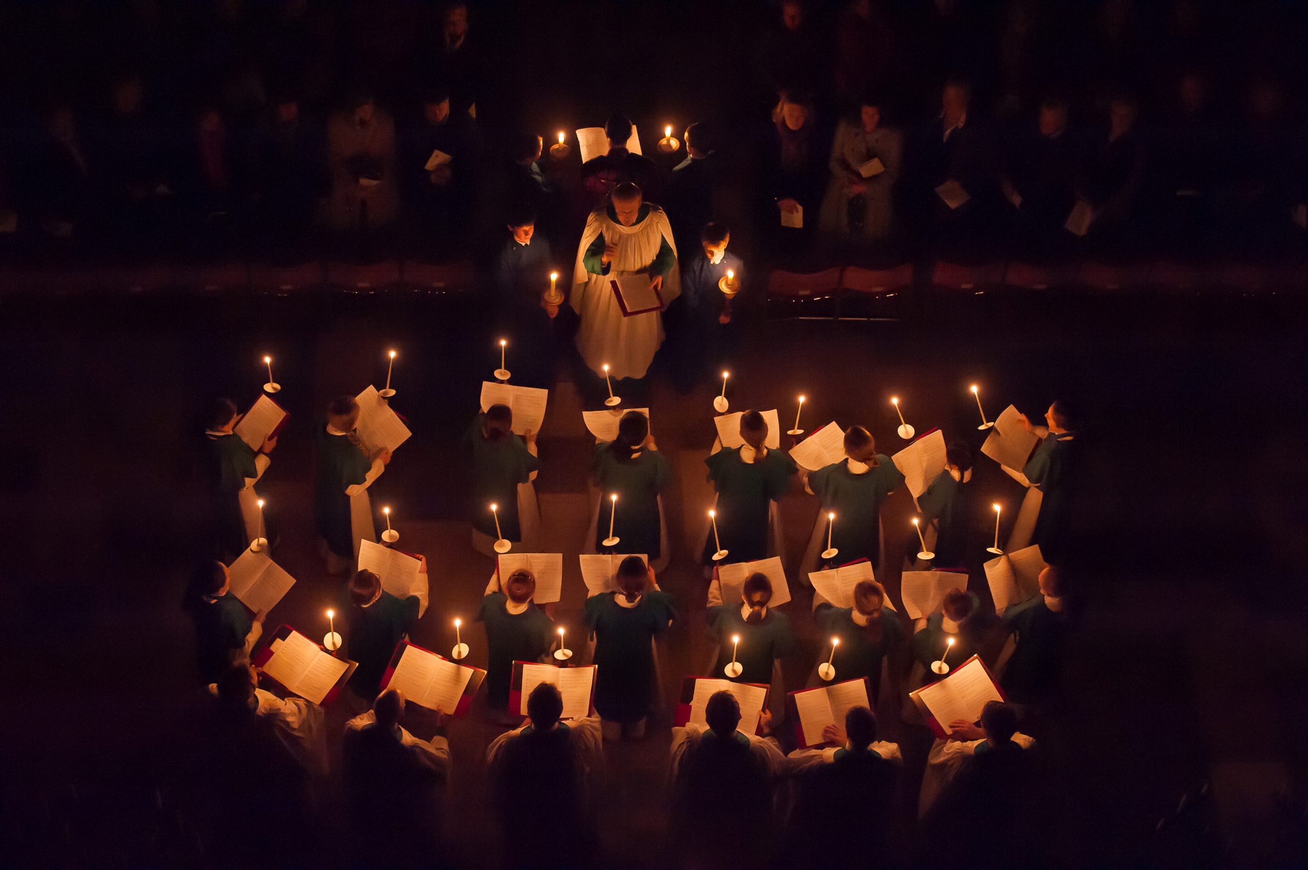 From Darkness to Light: The Advent Procession 2021
